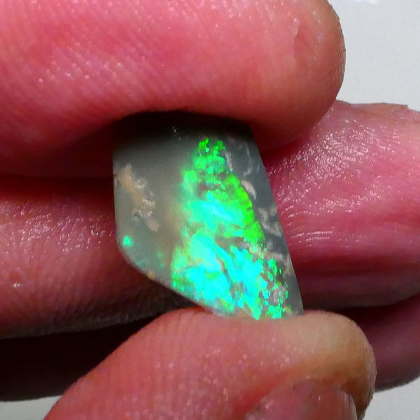 DEAL SUPER BRIGHTNESS !!!! opal rub 1.50cts Lighting ridge opalised wood fossil rub Electric Greens 17x10x2mm Lot B4-A606