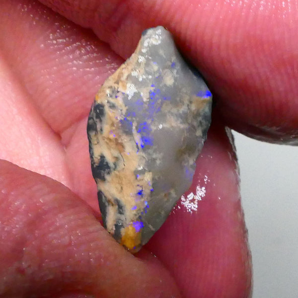 Clipped Dark Base knobby opal rough of Lighting Ridge 7.75cts blue colours showing through the skin 20x13x7mm  Lot B4-A608