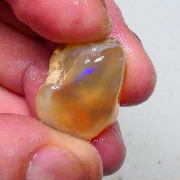 Lightning ridge Amber knobby opal rub/rough 28.00cts blue fire flashes to the Face 20x16x13mm  Lot B4-A612