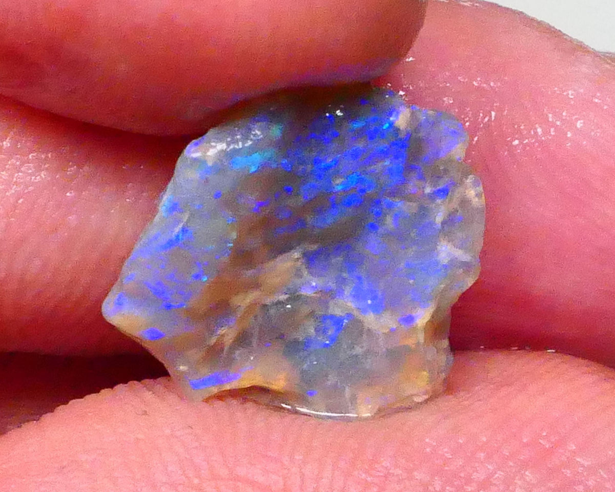 Untouched Dark Crystal knobby opal rough of Lightning Ridge 4.70cts Loaded with blues 16x14x5mm  Lot B4-A619