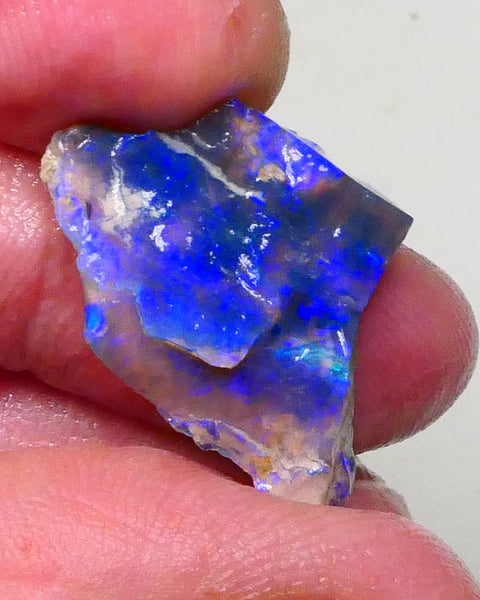 Gorgeous Bright Royal Blues on this Black seam opal rough to cut 8.60cts Lightning Ridge Material 27x18x6mm  Lot B4-A623
