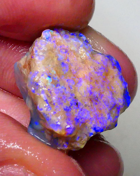 Ultra Brightness and Vibrancy Lighting Ridge Untouched knobby Gem 18.00cts Loaded with Purples & blues 19x18x12mm Just Lights up  Lot B4-A632