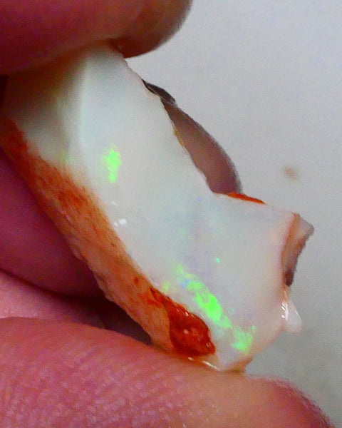 Bright Green Dominant Multifires Light Grey base Seam opal to cut 15.75cts Coober Pedy Material 23x15x11mm   Lot B4-A625