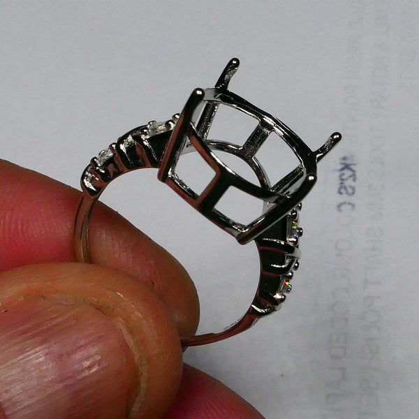 Miners Bench Opal Friendly prong setting Sterling silver Adjustable size 20mm x15mm oval stone setting  Lot B4-A646