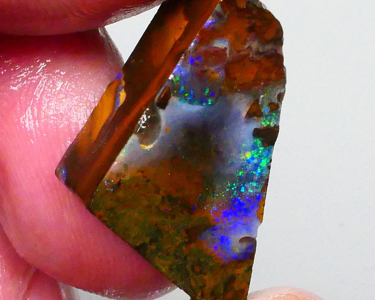 Bid-4.com Bid for Australian opal £1 No Reserve Auctions Details to come Lot B4-A789
