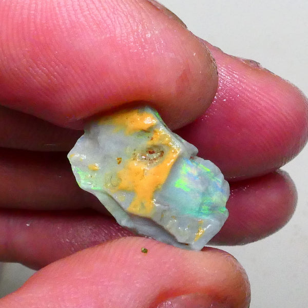 Bright Stunning Multicolours Bar & skin visible 5.00cts Lightning Ridge Seam opal to cut 17x11x5mm    Lot B4-A655