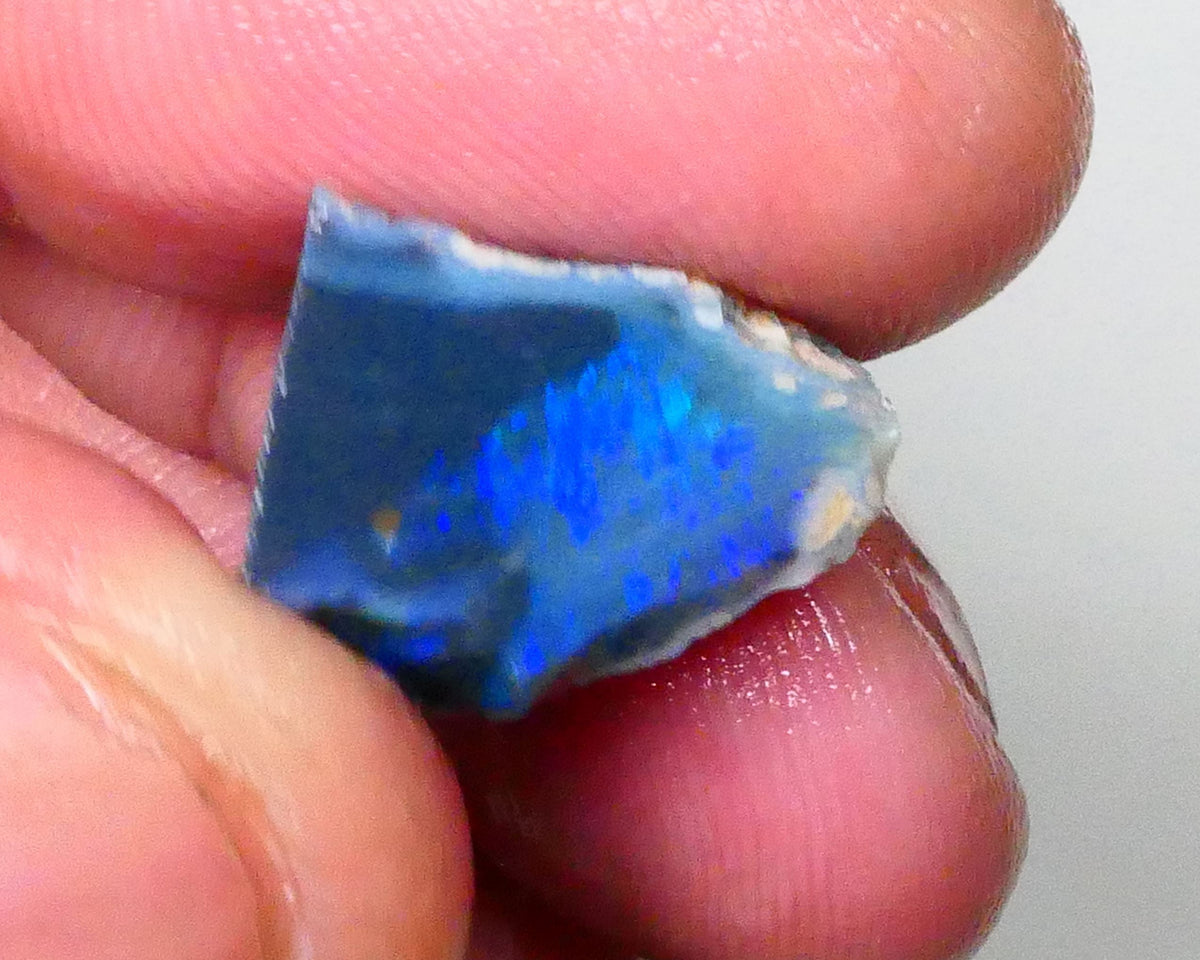 black opal Seam rough to cut 10.00cts Lightning Ridge Material Nice greens & blues to expose & cut 15x14x11mm Lot B4-A666