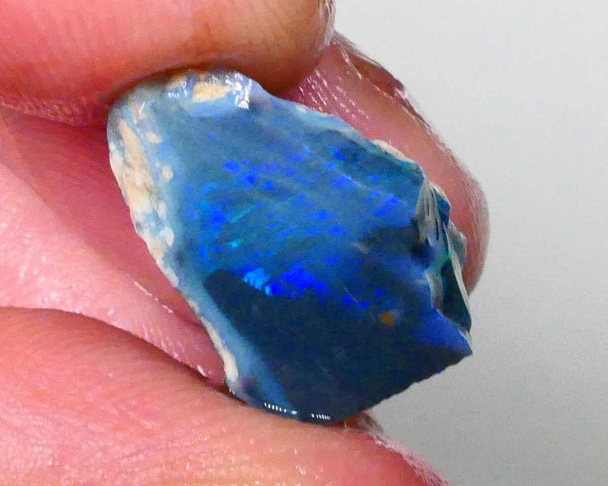 black opal Seam rough to cut 10.00cts Lightning Ridge Material Nice greens & blues to expose & cut 15x14x11mm Lot B4-A666