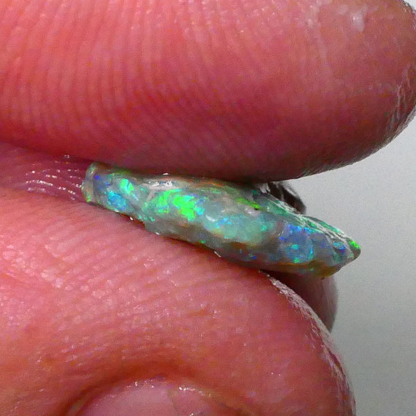 Stunning Crystal Multicolour knobby opal rough of Lightning Ridge 3.50cts Rough to cut with Very Bright Green/blue dominant fires 14x13x4mm  Lot B4-A669