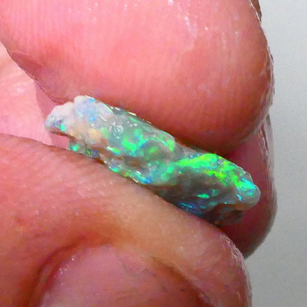 Stunning Crystal Multicolour knobby opal rough of Lightning Ridge 3.50cts Rough to cut with Very Bright Green/blue dominant fires 14x13x4mm  Lot B4-A669