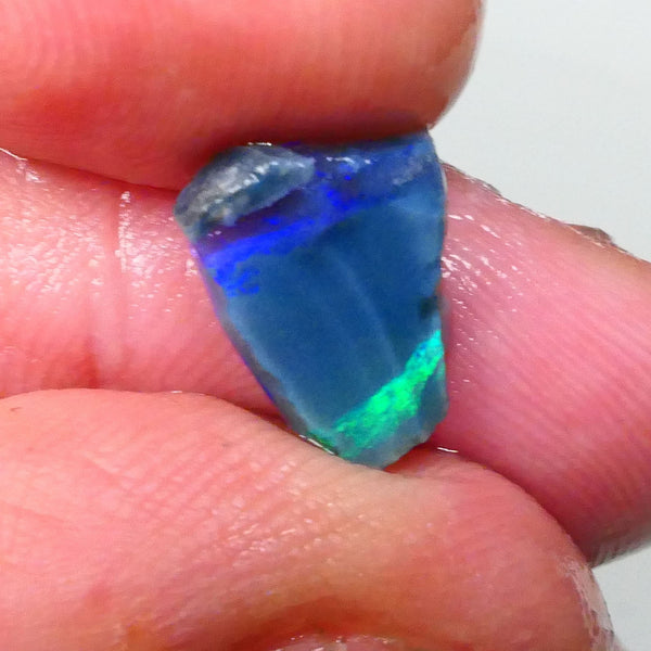 Blue green Vertical bars on showing on exposed face 2.30cts Lightning Ridge Dark base rough to cut & polish 12x9x3mm Lot B4-A717