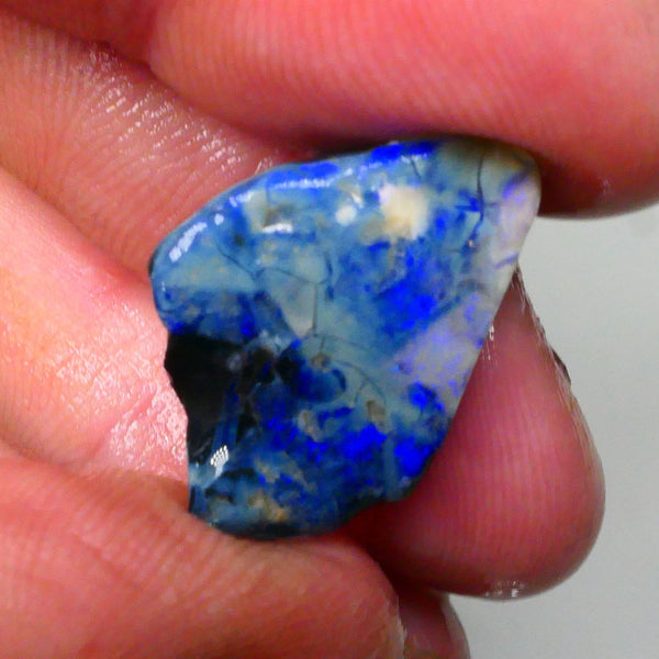 Blue on black/Dark seam opal rough 12.70cts Picture stone face? Potch Lines Webbing ? Who want its to cut & polish 23x15x7mm Lot B4-A715