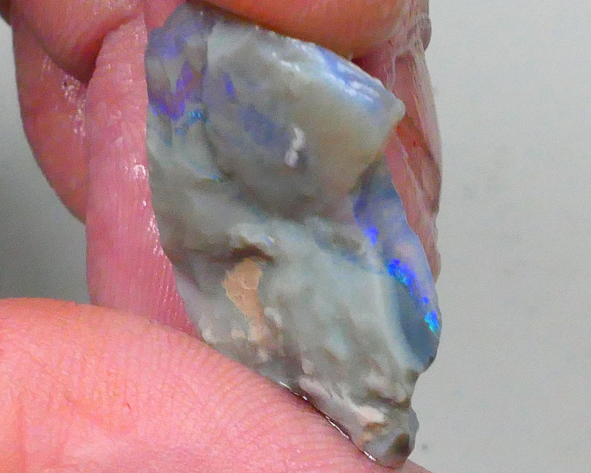 Bid-4.com Bid for Australian opal £1 No Reserve Auctions Details to come Lot B4-A696