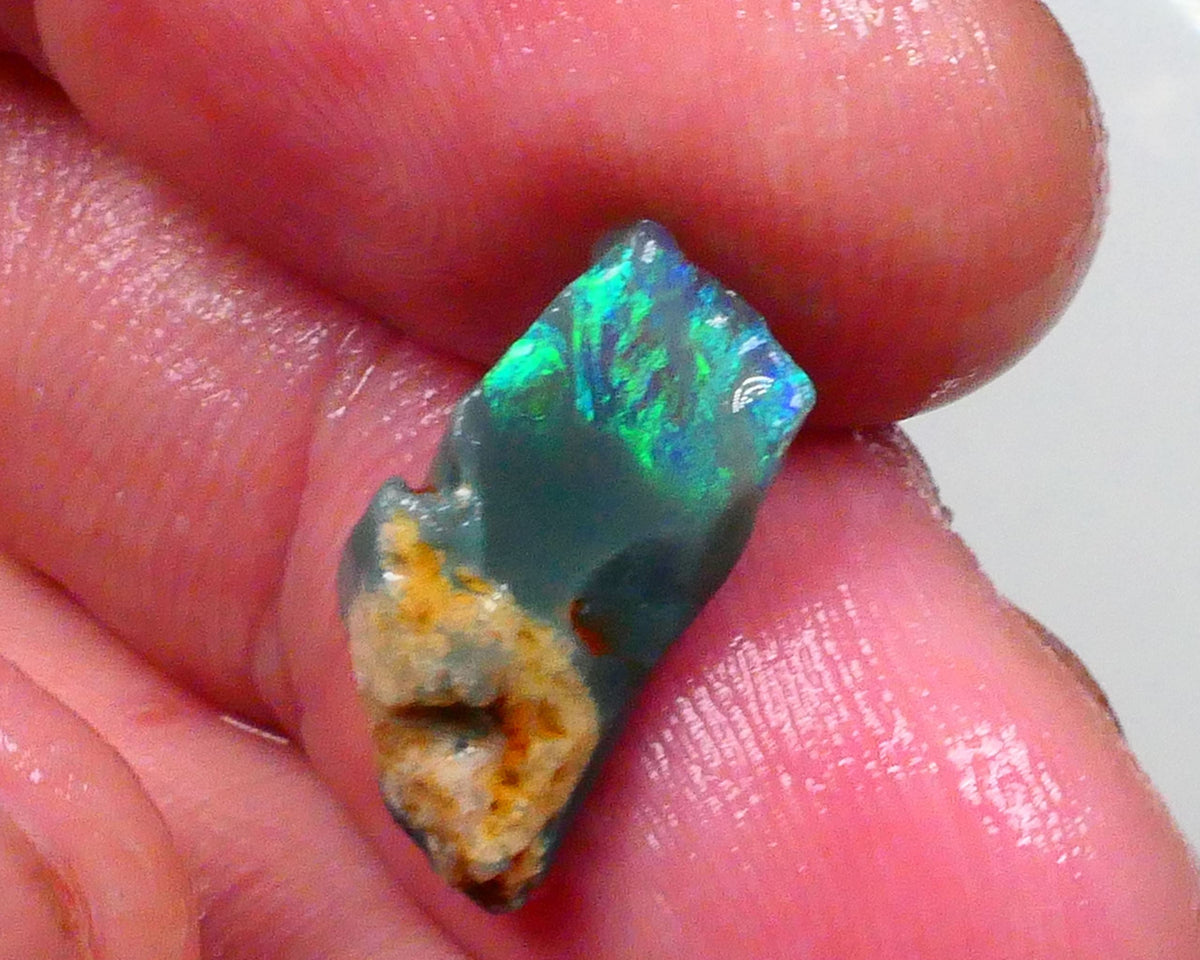 Lightning Ridge Dark base seam opal rub/rough 3.25cts Greens & blues to expose bar at one end pointer for those with the skills 17x8x6mm  Lot B4-A726