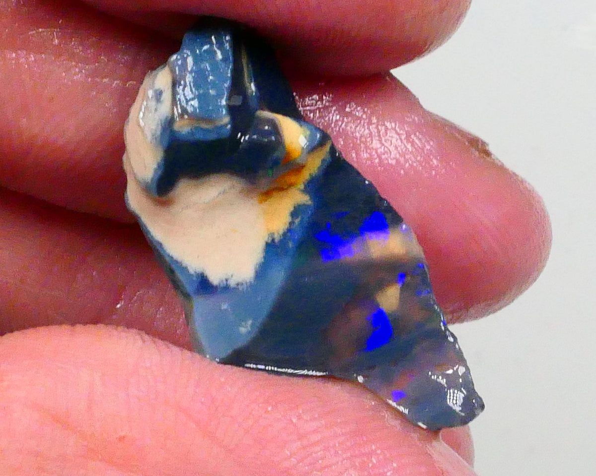Bid-4.com Bid for Australian opal £1 No Reserve Auctions Details to come Lot B4-A722
