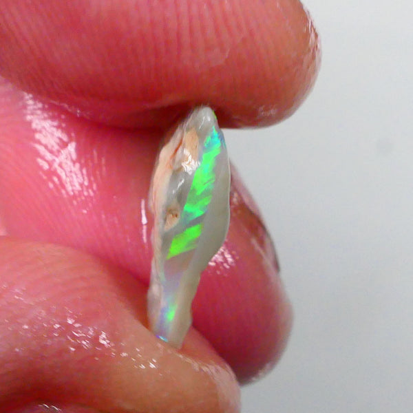 Gorgeous Bright & Vibrant Green dominant Multifires 1.80cts Lightning Ridge Seam opal rough small Cutter 14x11x3mm Lot B4-A752