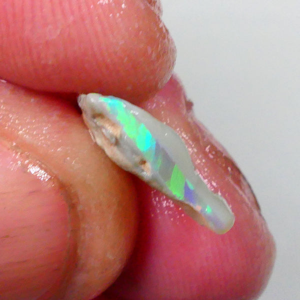 Gorgeous Bright & Vibrant Green dominant Multifires 1.80cts Lightning Ridge Seam opal rough small Cutter 14x11x3mm Lot B4-A752