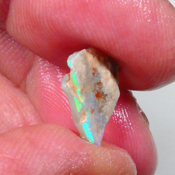 Gorgeous Bright & Vibrant Green dominant Multifires 1.80cts Lightning Ridge Seam opal rough small Cutter 14x11x3mm Lot B4-A752