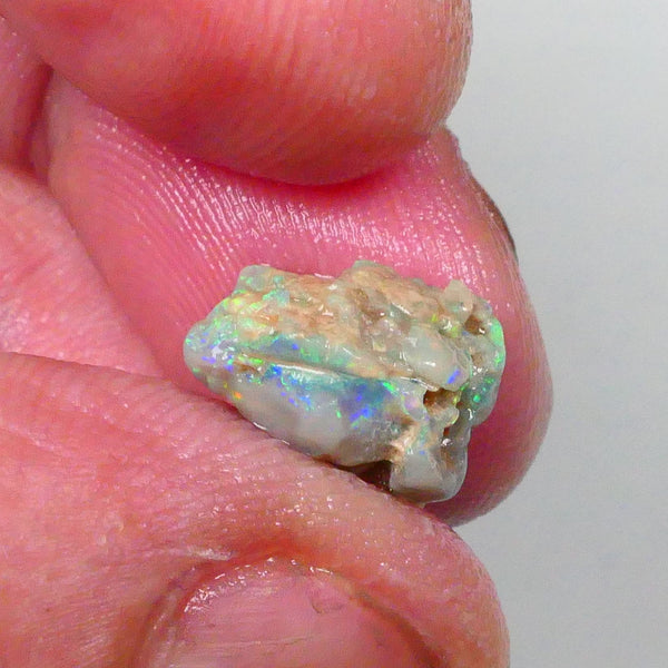 Bright Green blue dominant Multifires here 4.50cts Lightning ridge Pea knobby opal rough to cut & gamble 13x12x9mm  Lot B4-A750