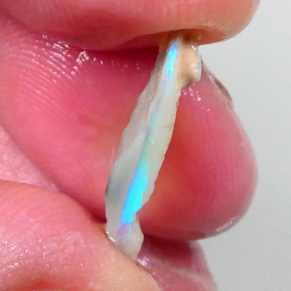 Electric Bright Teal/Aqua marine/Green in flat bar with 360 colour 2.75cts Lightning Ridge rough to cut 21x10x4mm  Lot B4-A740
