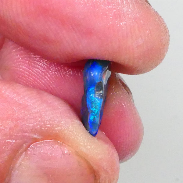 Gorgeous Bright Royal Blues & some Greens in the bar on this Black Crystal opal rough 2.10cts Lightning Ridge material to cut note the small size 12x8x3mm Lot B4-A738