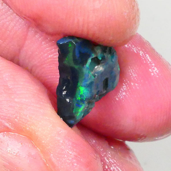 Lightning Ridge Green on Black Seam opal rough 3.00cts small sized rough to gamble 13x13x4mm Lot B4-A737