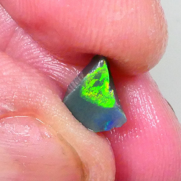 Gorgeous Broad zone of Electric Bright Green fires 1.60cts Lightning Ridge rub/rough pointer to finish 8x6x5mm   Lot B4-A736