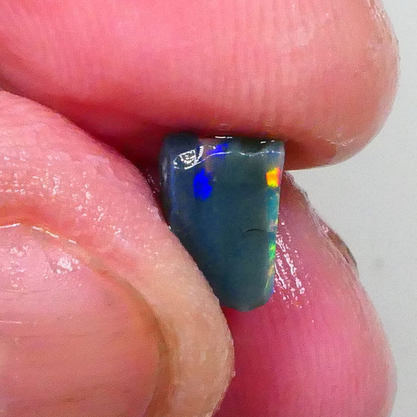 Gorgeous Broad zone of Electric Bright Green fires 1.60cts Lightning Ridge rub/rough pointer to finish 8x6x5mm   Lot B4-A736