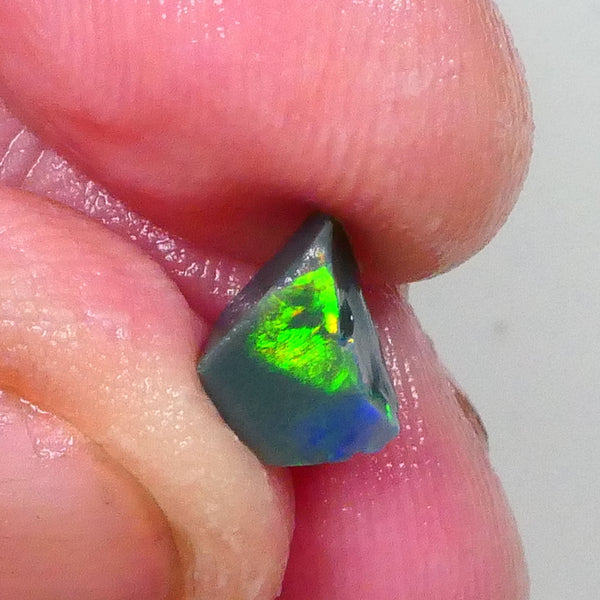 Gorgeous Broad zone of Electric Bright Green fires 1.60cts Lightning Ridge rub/rough pointer to finish 8x6x5mm   Lot B4-A736
