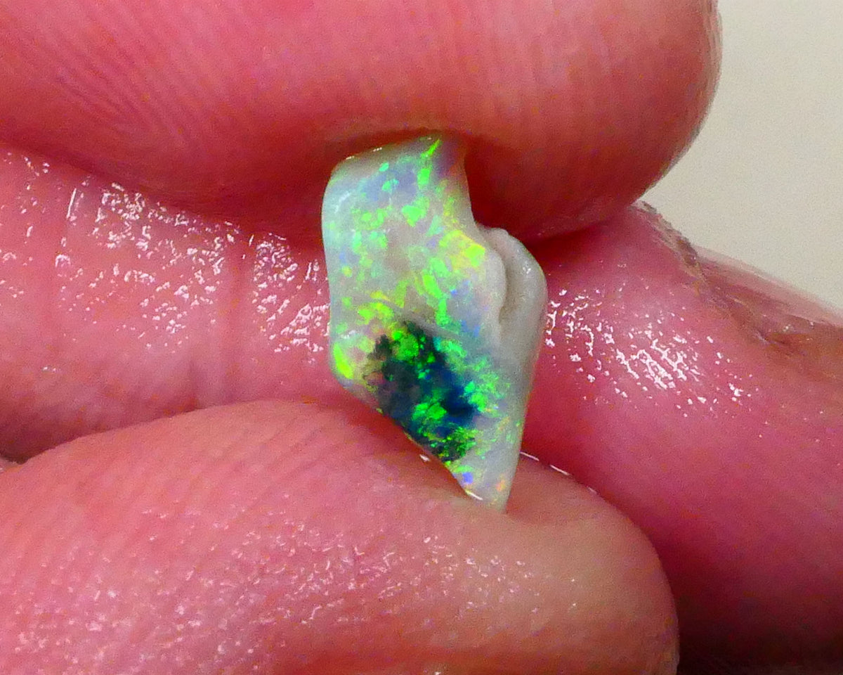 Small Bling Bling Crystal rough of Lightning Ridge to cut & polish 0.70cts Stunning Very Bright Vibrant Multifires 11x6x2mm  Lot B4-A772