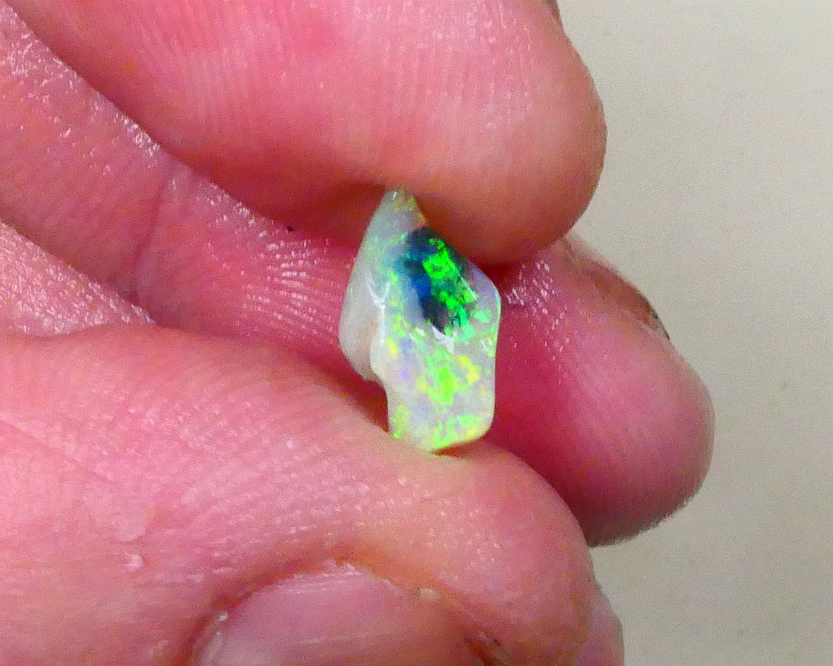 Small Bling Bling Crystal rough of Lightning Ridge to cut & polish 0.70cts Stunning Very Bright Vibrant Multifires 11x6x2mm  Lot B4-A772
