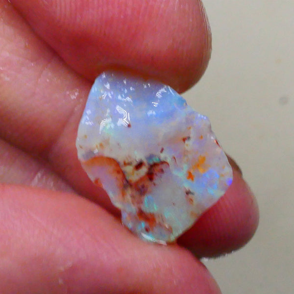 Crystal Seam opal of Lighting Ridge 4.00cts Light Blue & greens colours to cut & Polish note thickness 19x13x3mm  Lot B4-A801