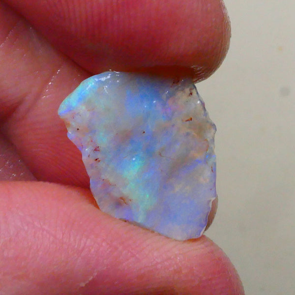 Crystal Seam opal of Lighting Ridge 4.00cts Light Blue & greens colours to cut & Polish note thickness 19x13x3mm  Lot B4-A801