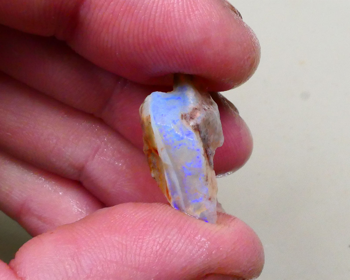 Coober Pedy Crystal Seam opal rough 8.90cts Nice Blue fires to expose & polish 23x12x9mm  Lot B4-A797