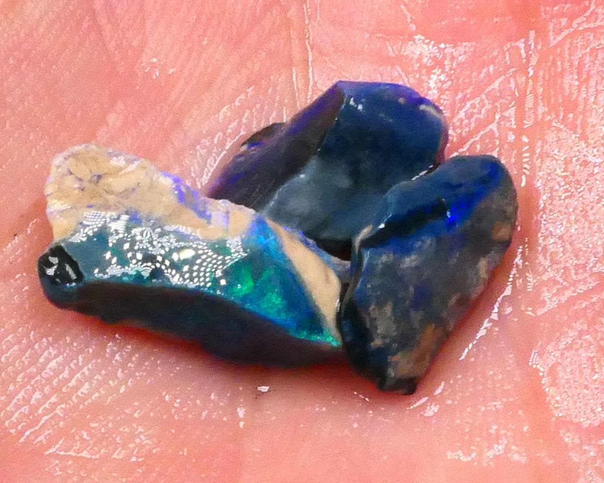 Bid-4.com Bid for Australian opal £1 No Reserve Auctions Details to come Lot B4-A837