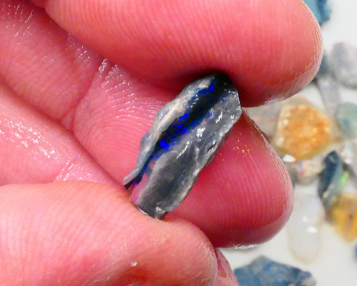 Bid-4.com Bid for Australian opal raw/rough/rubbed/polished £1 No Reserve Auctions Details to come Lot B4-A879