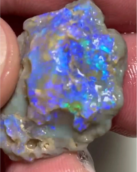 Bid-4.com Bid for Australian opal £1 No Reserve Auction Lightning Ridge 22.75cts 30x21x9 mm Lot B4-A821