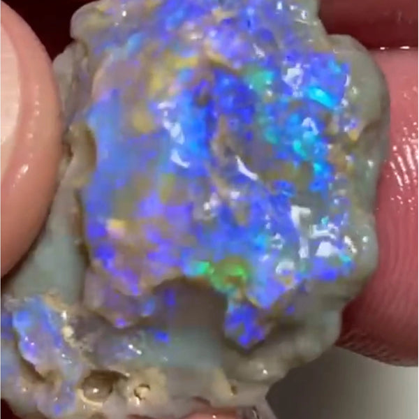Bid-4.com Bid for Australian opal £1 No Reserve Auction Lightning Ridge 22.75cts 30x21x9 mm Lot B4-A821