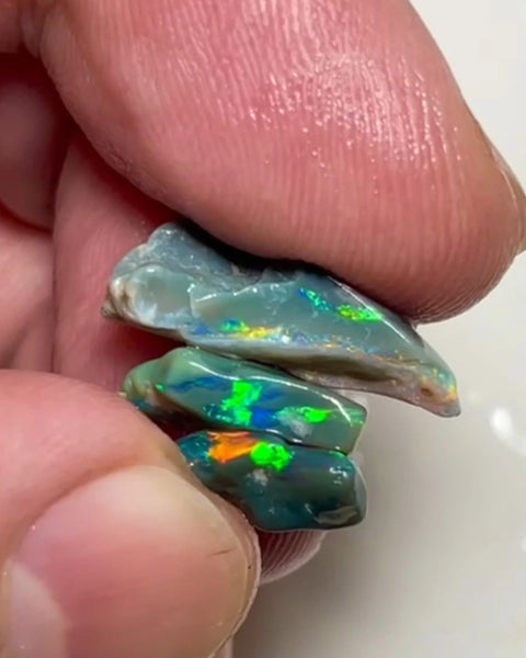 Bid-4.com Bid for Australian opal £1 No Reserve Auction Lightning Ridge 8.45cts 19x8x5 to 10x6x2 mm Lot B4-A825