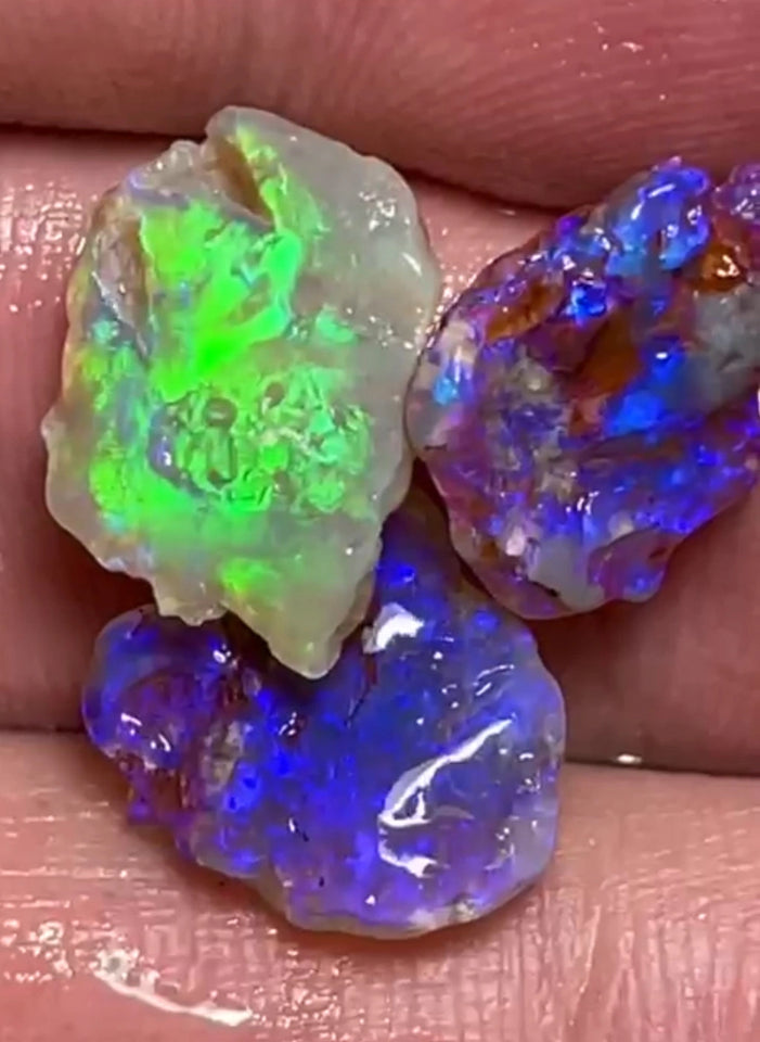 Bid-4.com Bid for Australian opal £1 No Reserve Auctions 13.25cts 24x12x4 to 13x12x3 mm Lot B4-A820