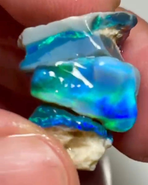 Bid-4.com Bid for Australian opal £1 No Reserve Auction Lightning Ridge 21.75cts 20x11x9 to 15x10x6 mm Lot B4-A824