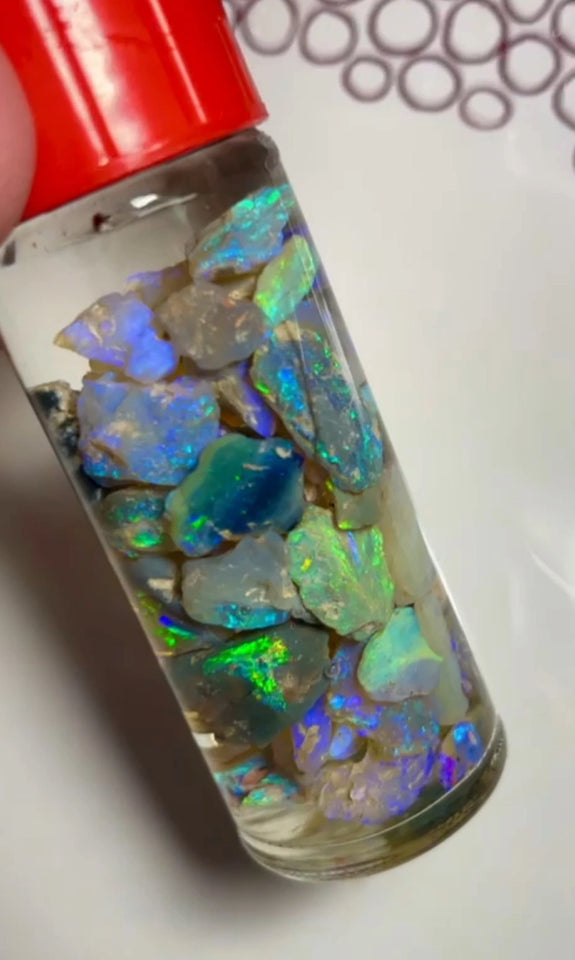 Lightning Ridge 139.00cts 18x13x5 to 8x7x3 mm  Bid for Australian opal raw/rough/rubbed/polished £1 No Reserve Auctions Details to come Lot B4-A874