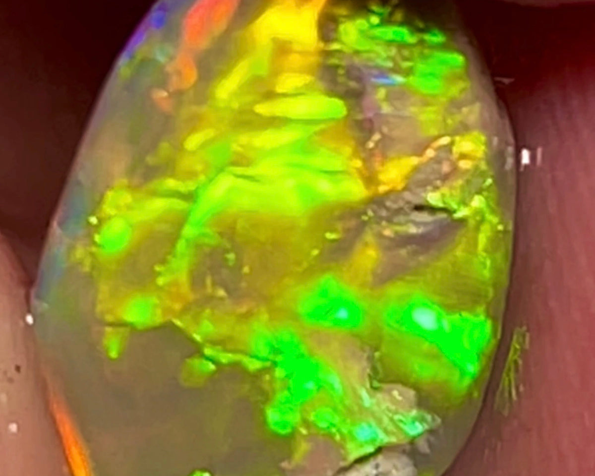 Lightning Ridge Rub 2.65cts  16.00x 11.00x 2.00mm Bid for Australian opal raw/rough/rubbed/polished £1 No Reserve Auctions Details to come Lot B4-A884