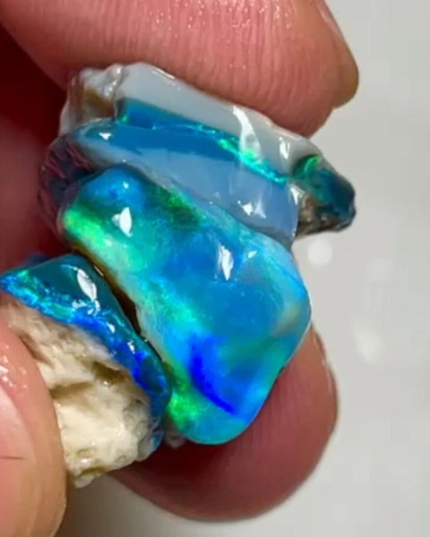Bid-4.com Bid for Australian opal £1 No Reserve Auction Lightning Ridge 21.75cts 20x11x9 to 15x10x6 mm Lot B4-A824