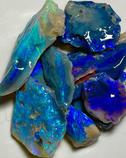 Lightning Ridge Black/Dark Cutters 41.00cts 25x12x7 to 10x10x2 mm Bid-4.com Bid for Australian opal £1 No Reserve Auctions Details to come Lot B4-A807