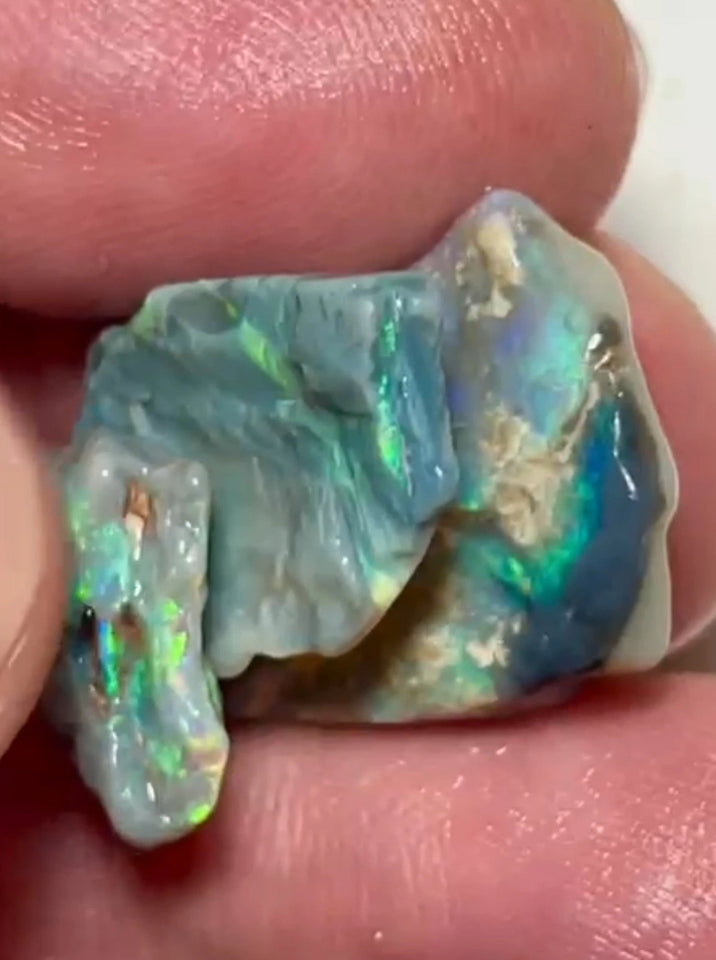 Lightning Ridge 20.75cts 22x18x3 to 19x14x3 mm Bid-4.com Bid for Australian opal raw/rough/rubbed/polished £1 No Reserve Auctions Details to come Lot B4-A872