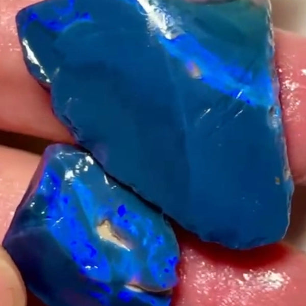 Lightning Ridge 74.75cts 30x27x12 & 20x20x10 mm Bid-4.com Bid for Australian opal raw/rough/rubbed/polished £1 No Reserve Auctions Details to come Lot B4-A860